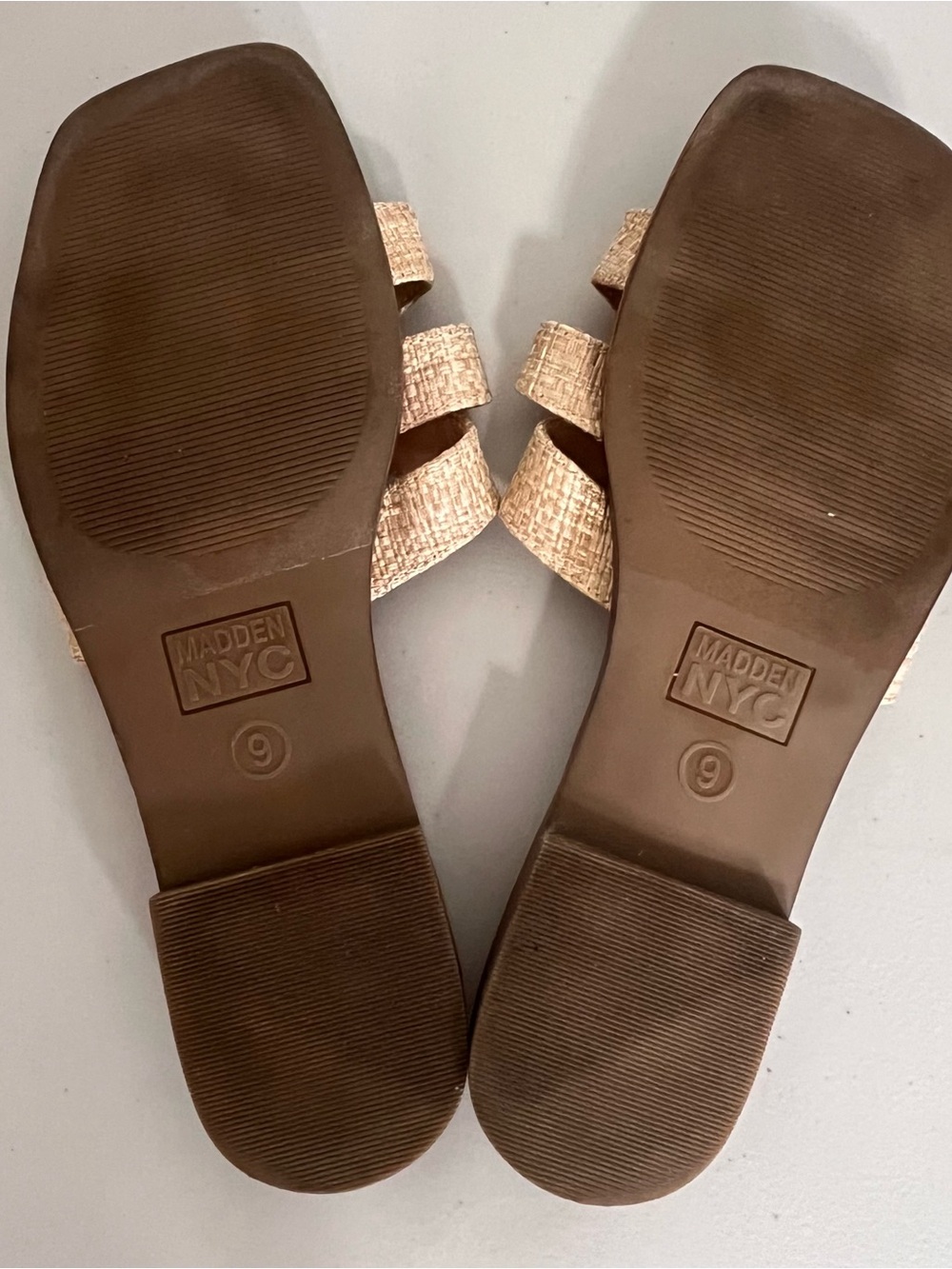 Madden NYC Selina H Band Tan Woven Slide Sandals Sz 9 - Picture 5 of 5